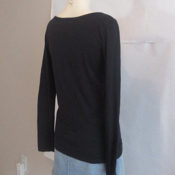 Wilfred Aritzia  Blouse Top Black 3 Buttons Cotton  Women Medium - Picture 3 of 10